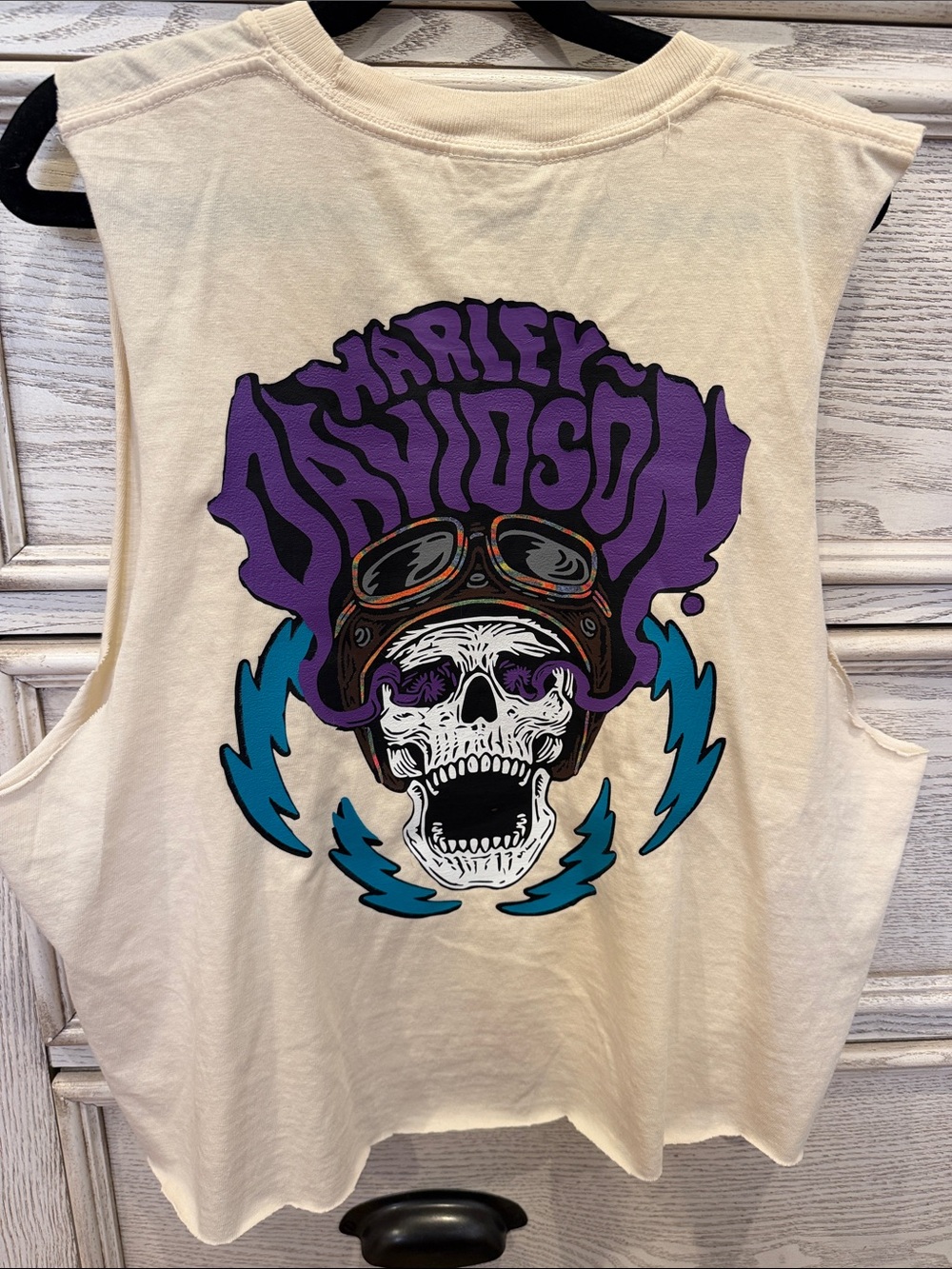 Harley-Davidson Cream Tank with Purple Skull & Teal Lightning